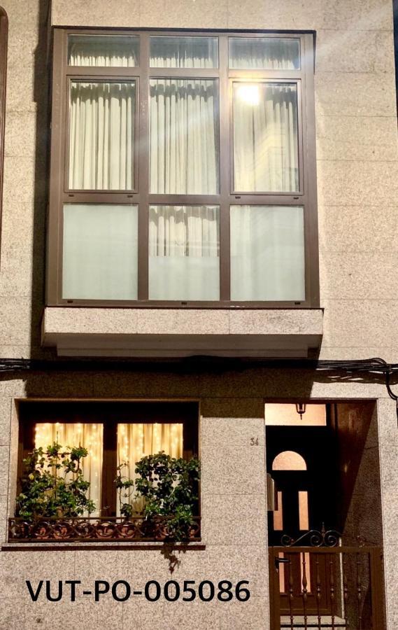 Casa Centro O Grove Con Terraza Y Asadorヴィラ エクステリア 写真